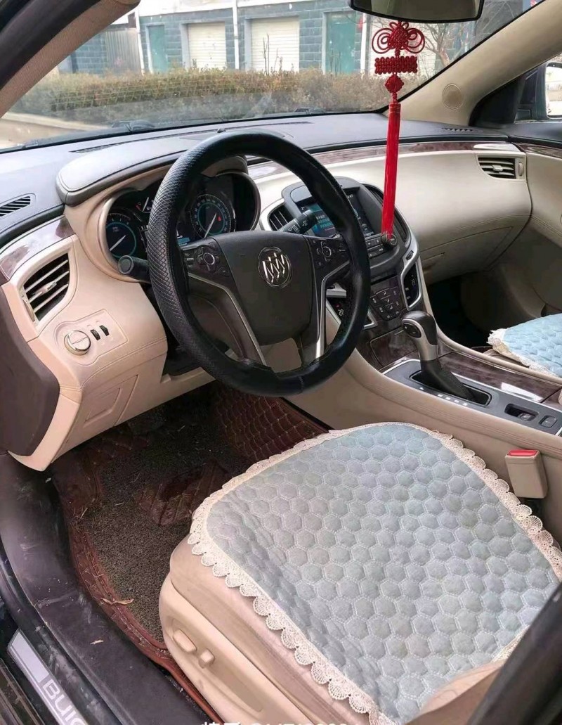 东营15年别克君越4