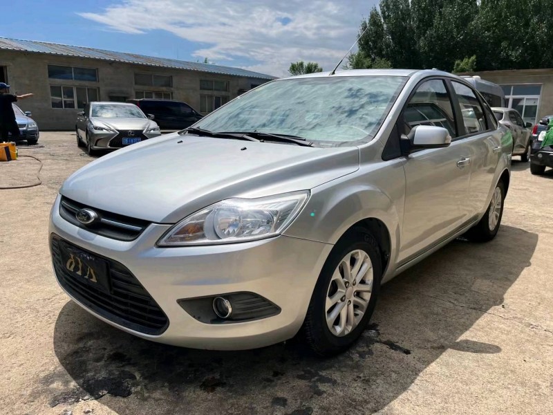 沈阳14年福特福克斯2