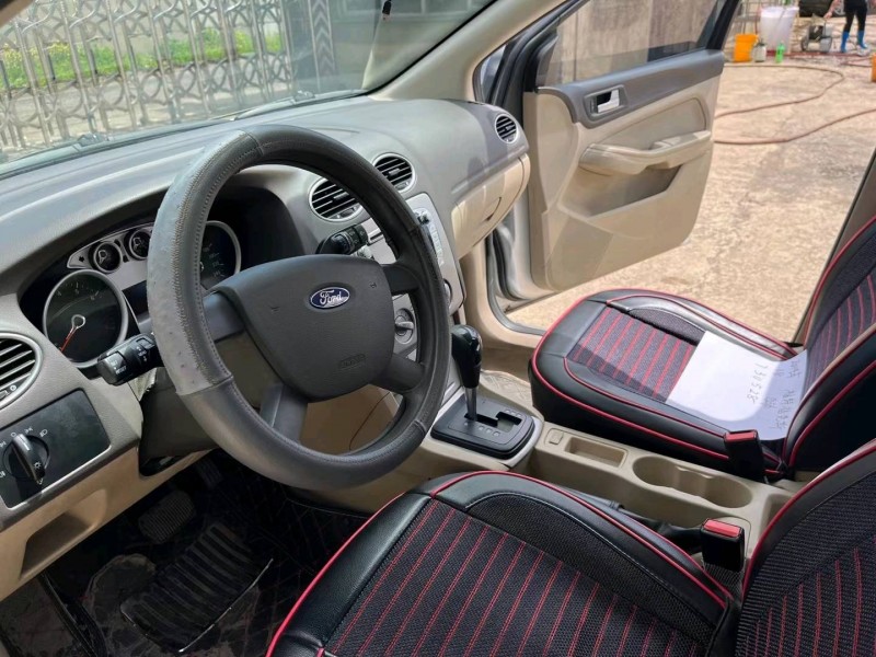 沈阳14年福特福克斯3