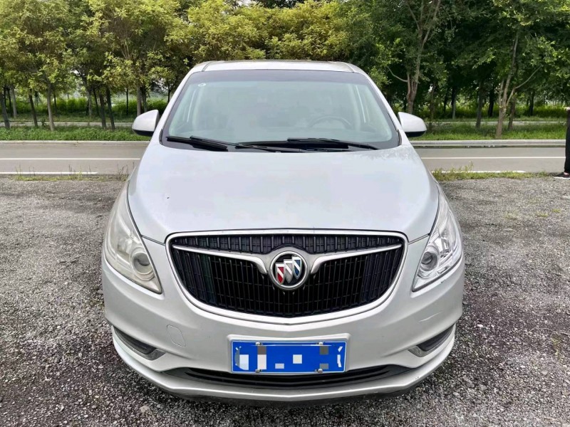 枣庄17年别克GL81