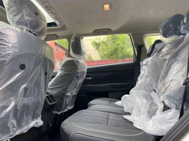 北京22年三菱欧蓝德9