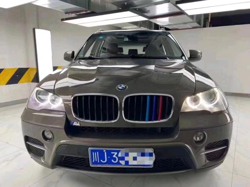 成都12年宝马X51