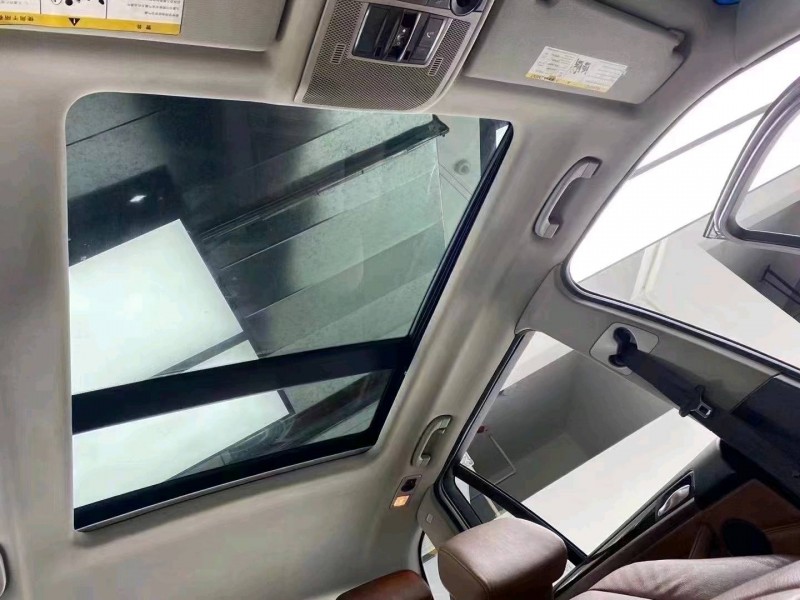 成都12年宝马X56