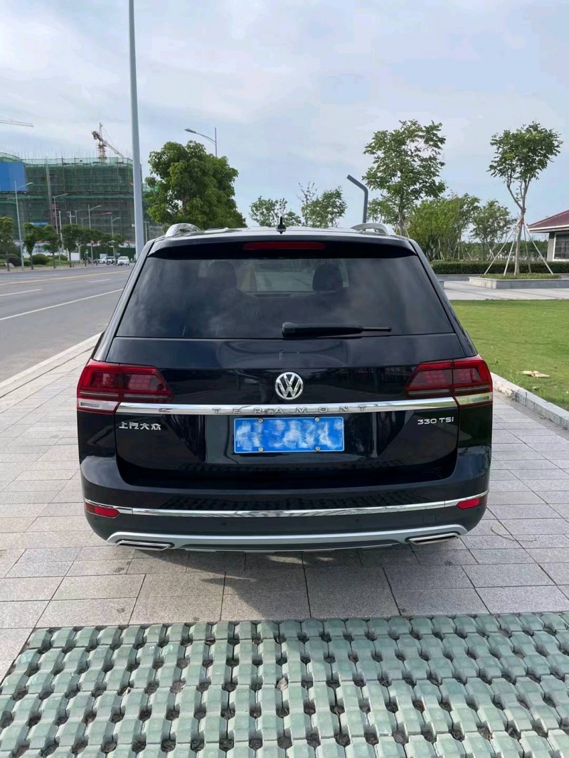 徐州19年大众途昂9