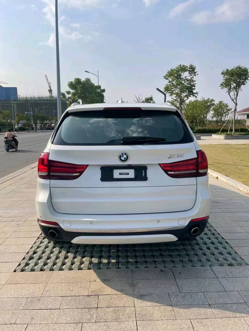 徐州18年宝马X59