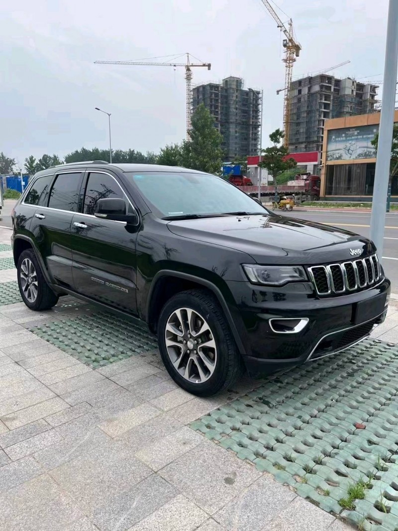 徐州19年Jeep大切諾基2