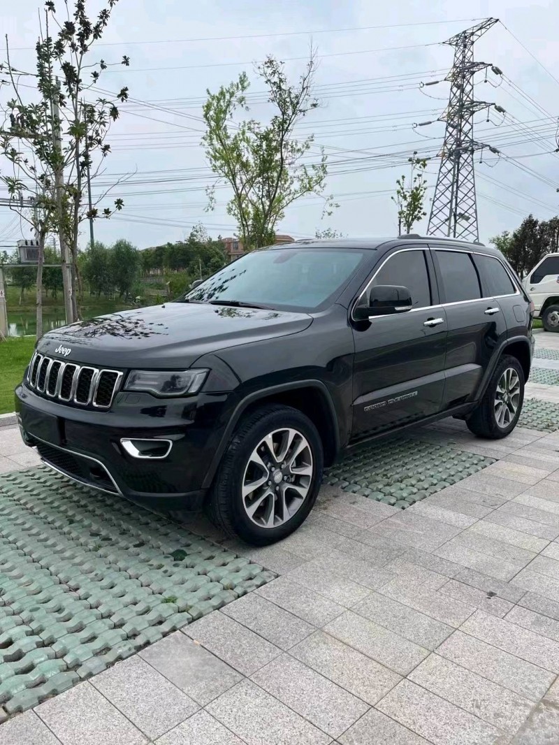 徐州19年Jeep大切諾基3