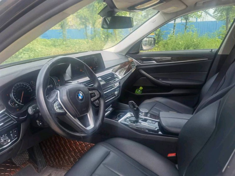 徐州18年宝马5系3