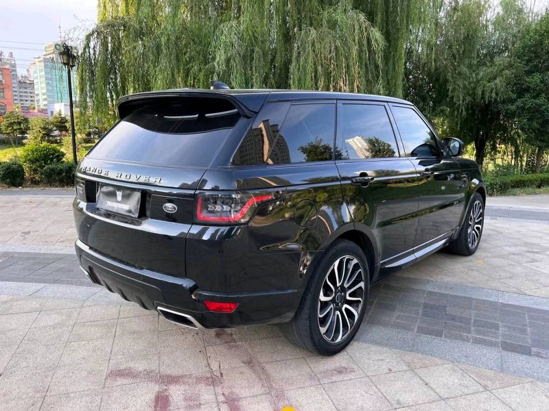 济宁19年路虎揽胜运动9