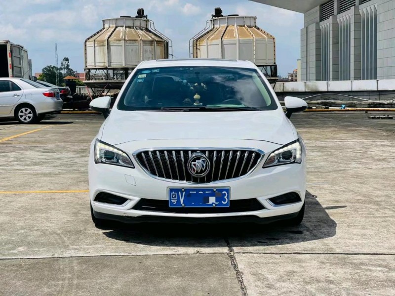 东莞16年别克威朗1