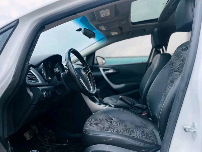 东莞13年别克英朗6