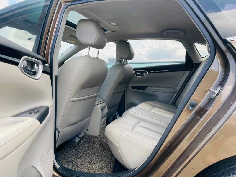 东莞18年日产轩逸6