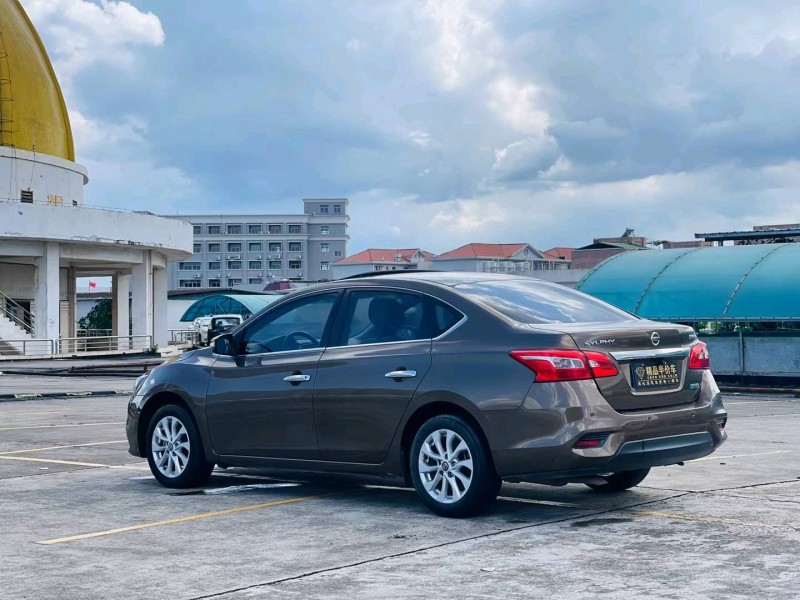 东莞18年日产轩逸8