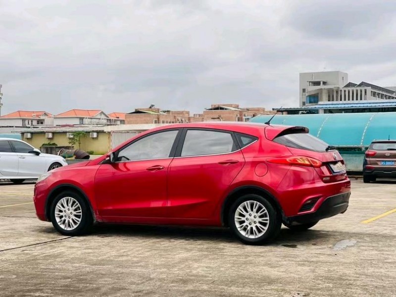 东莞14年长安汽车逸动7