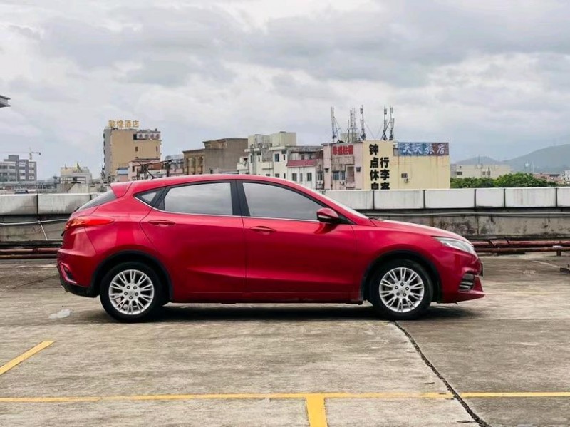 东莞14年长安汽车逸动8