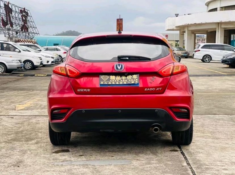 东莞14年长安汽车逸动9