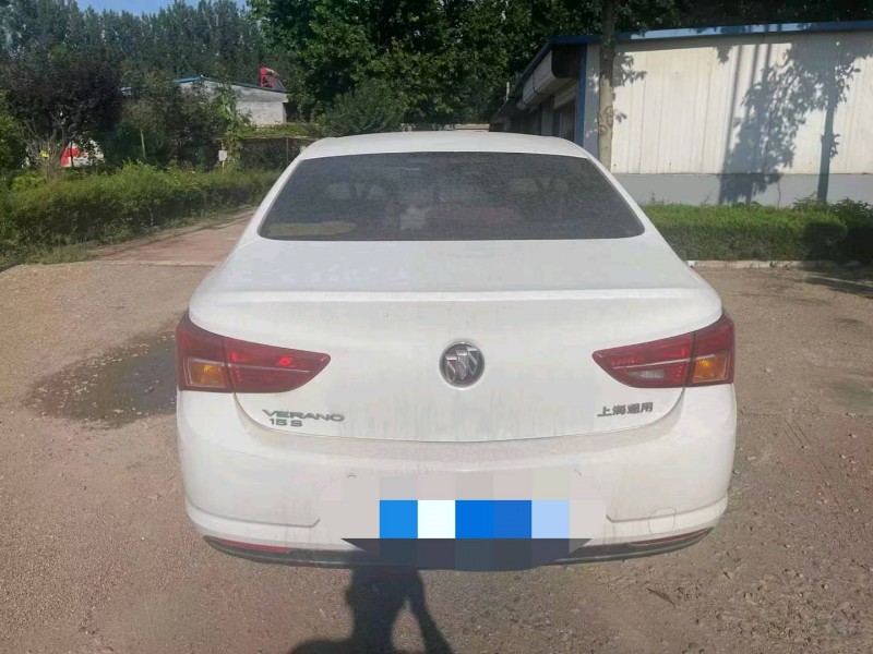 东营16年别克威朗8