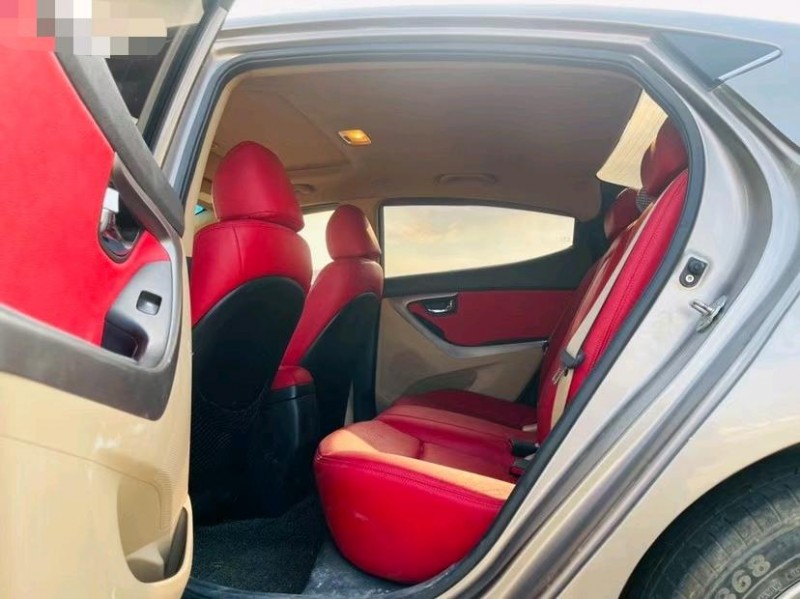 东莞13年现代朗动6