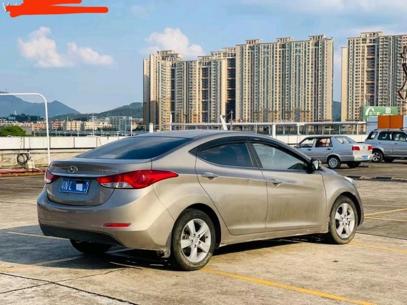 东莞13年现代朗动2