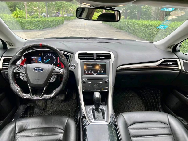 烟台15年福特蒙迪欧8