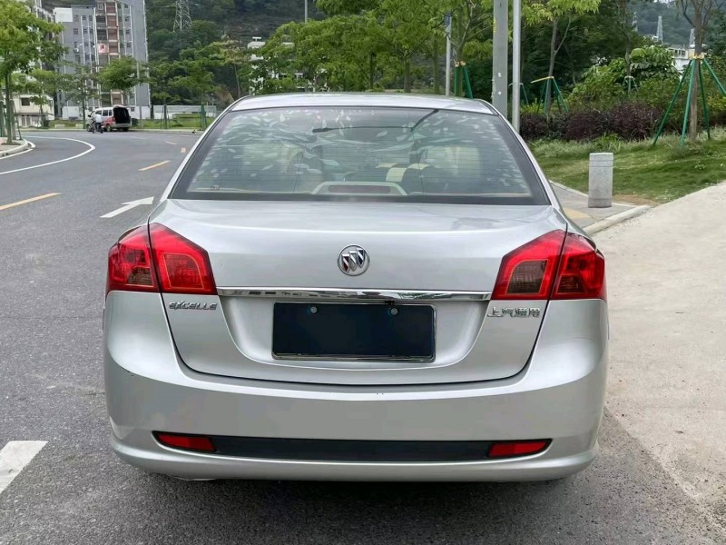 广州16年别克凯越5