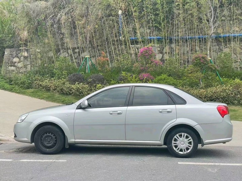 广州16年别克凯越6