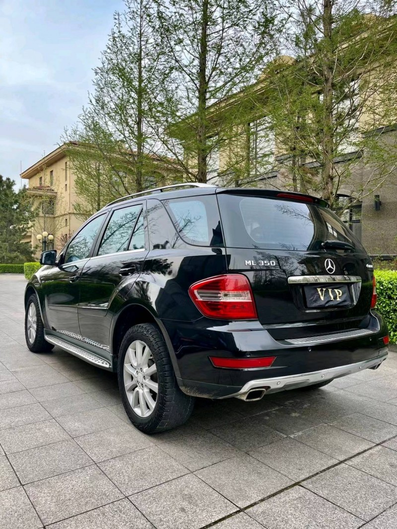 青岛11年奔驰ML8