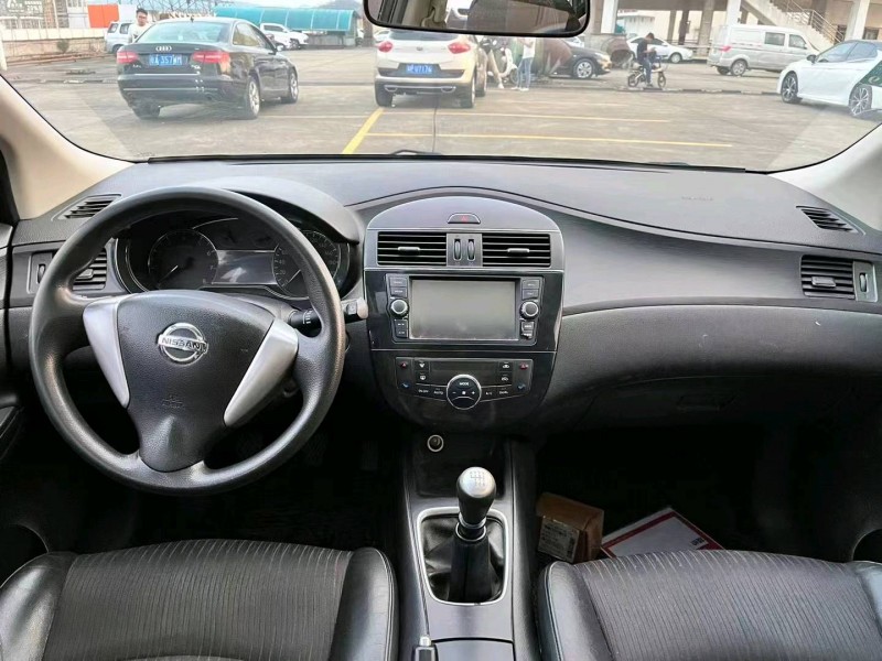 东莞11年日产骐达5