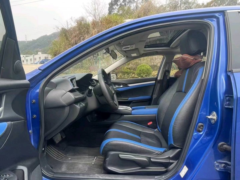 广州17年本田思域7