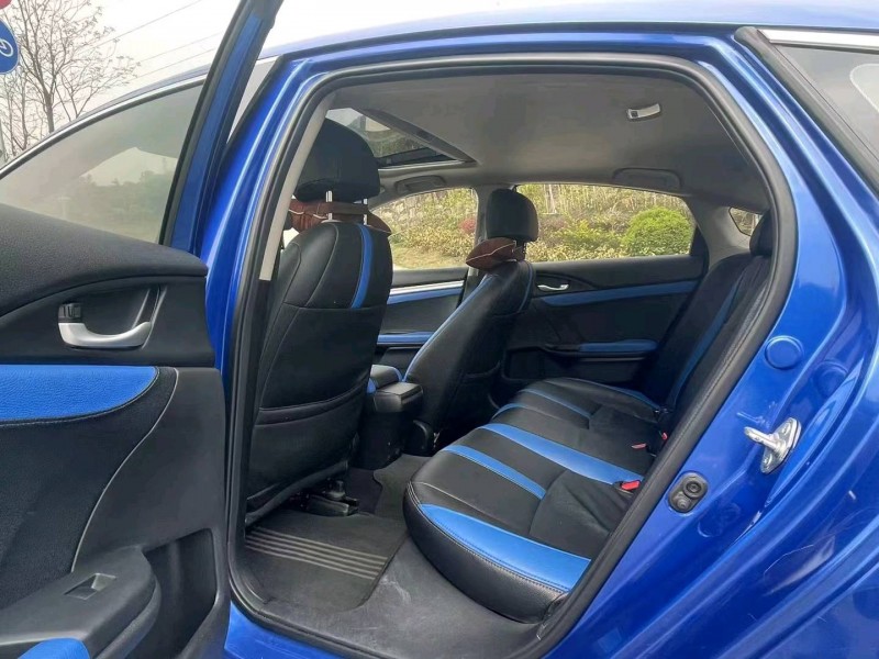 广州17年本田思域8