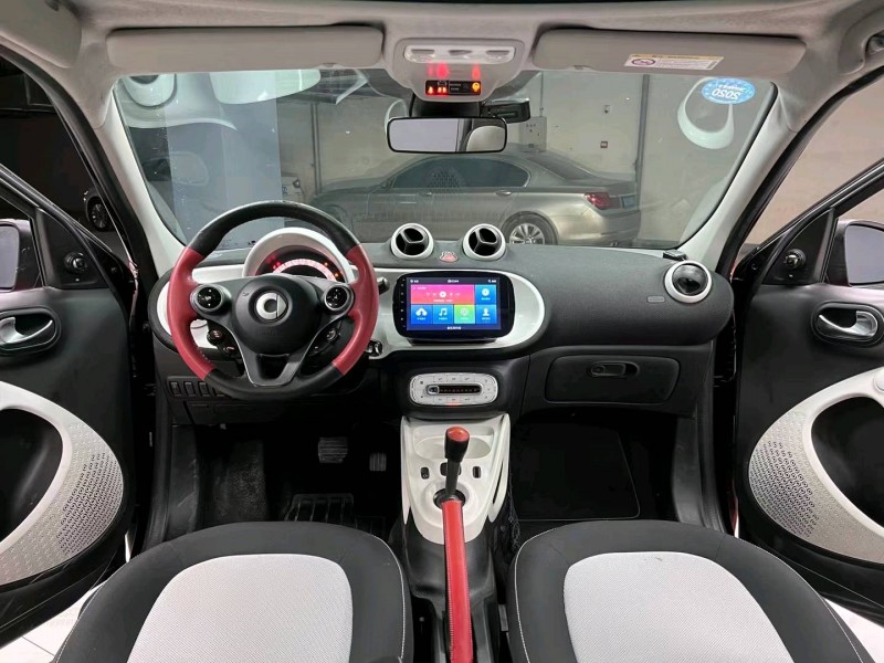 成都17年奔驰smart5