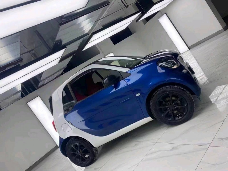 成都18年奔驰smart7