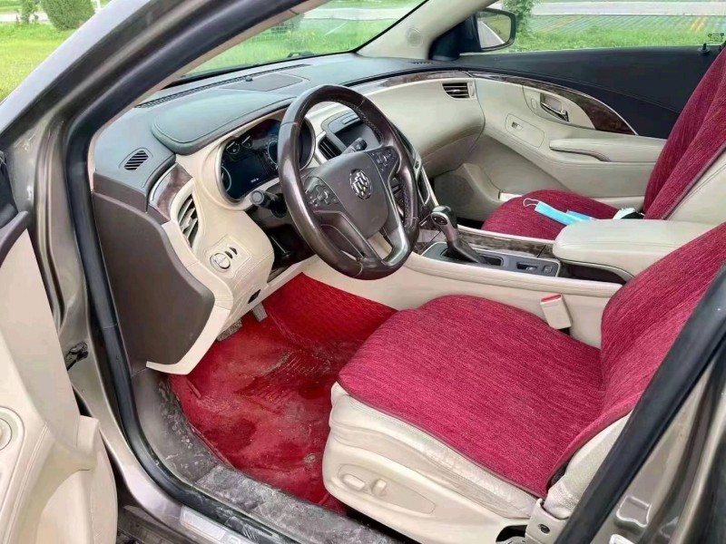 东营15年别克君越8