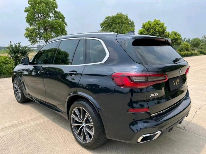 盐城19年宝马X54