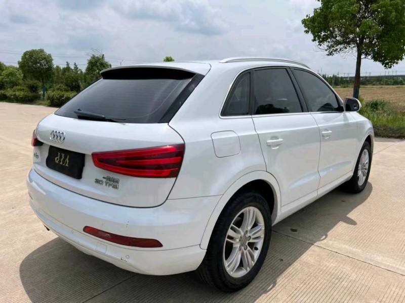 盐城15年奥迪Q33