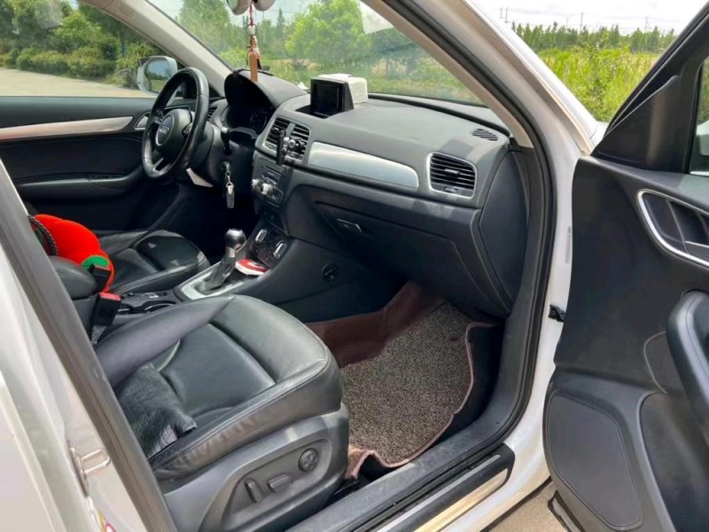 盐城15年奥迪Q38