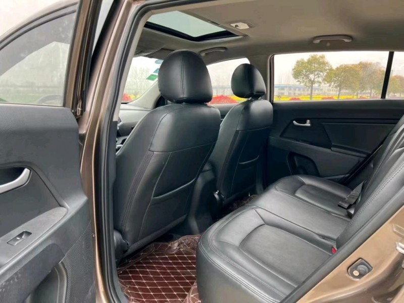 盐城16年起亚智跑6