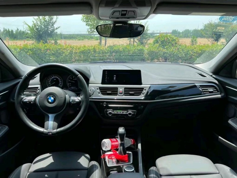 盐城19年宝马1系8