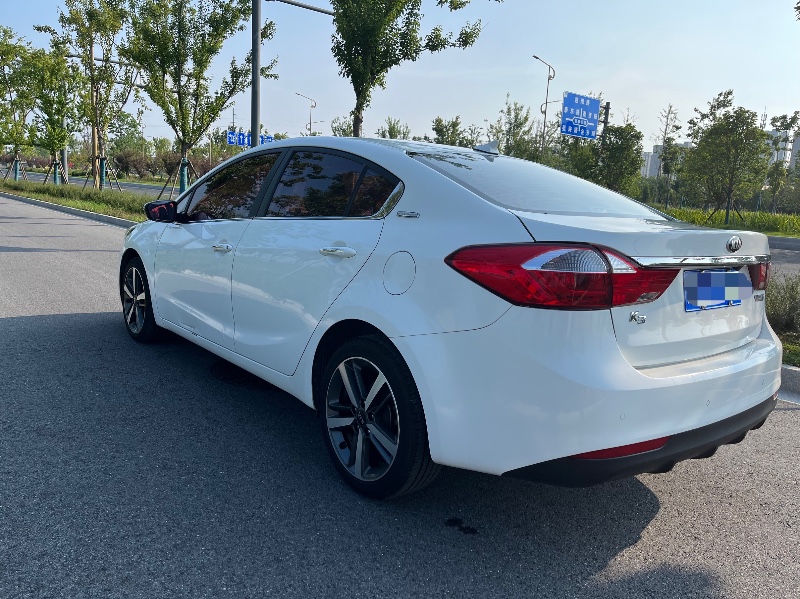 泰州18年起亚K35