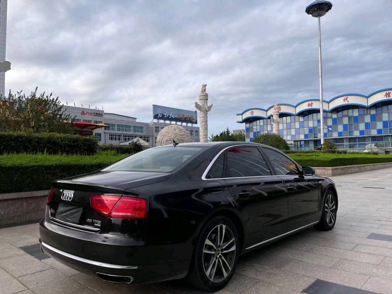 东营14年奥迪A8L6