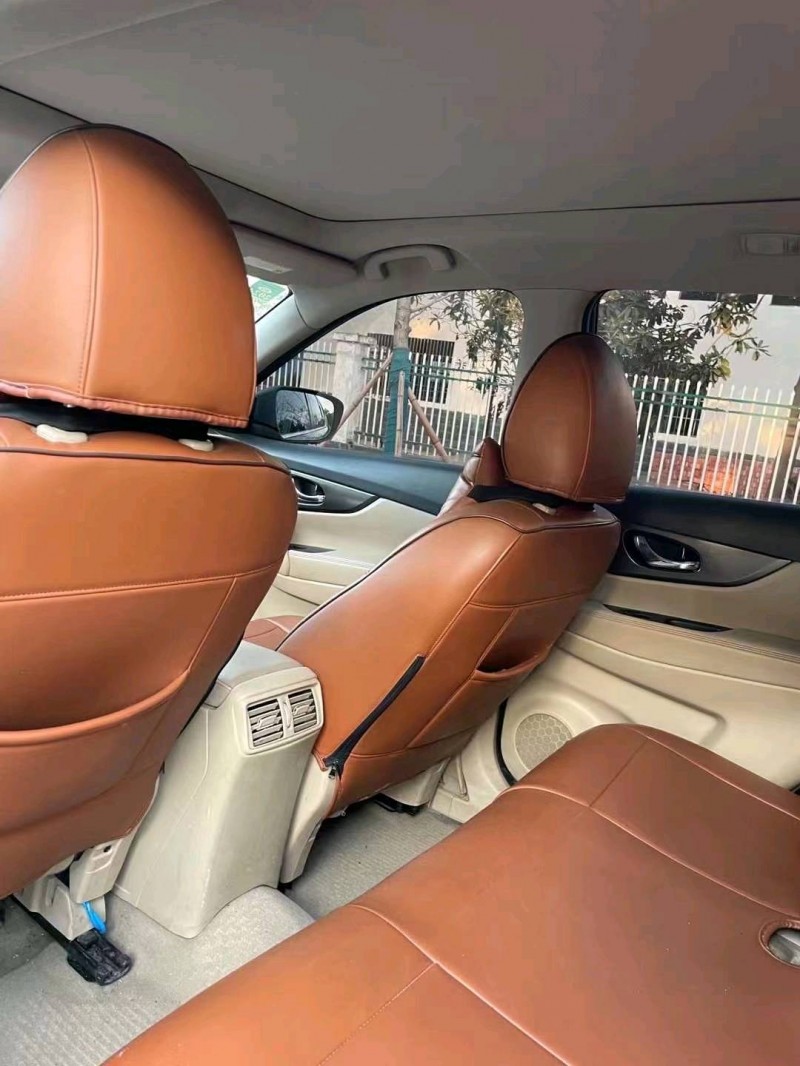 北京16年日产奇骏8