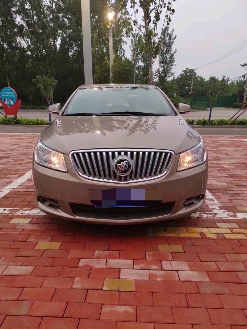 枣庄13年别克君越1