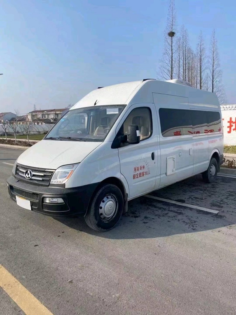 徐州17年大通V802