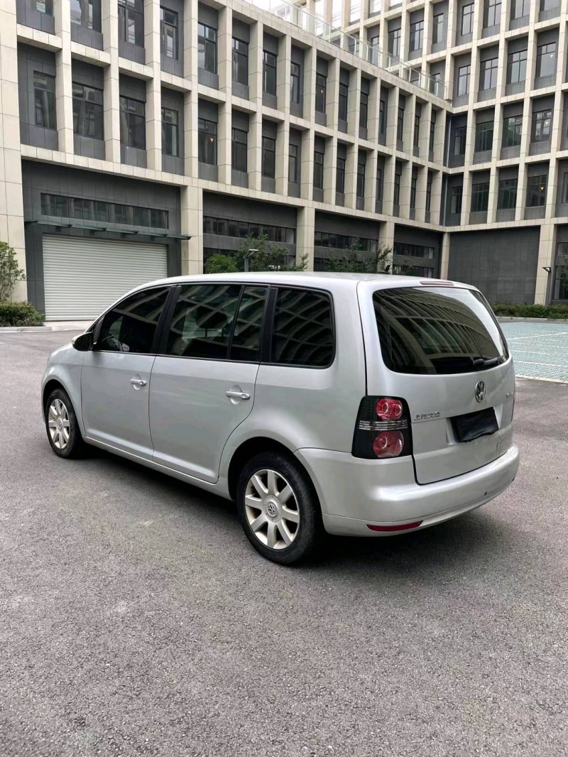 徐州17年大众途安2