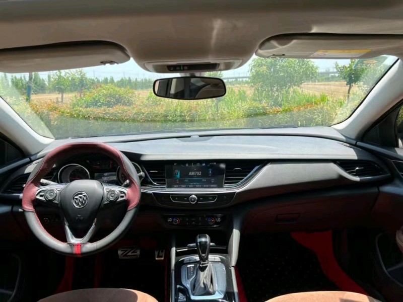 盐城18年别克君威2