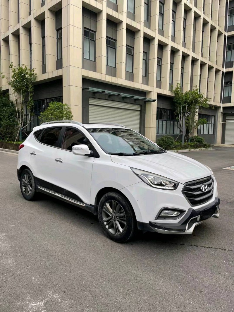 徐州17年现代ix353