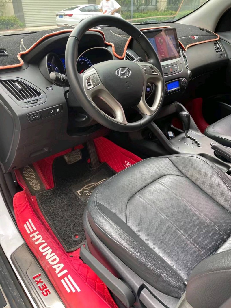 徐州17年现代ix356