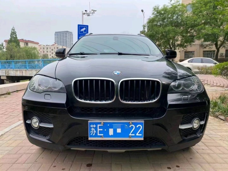 东营09年宝马X61