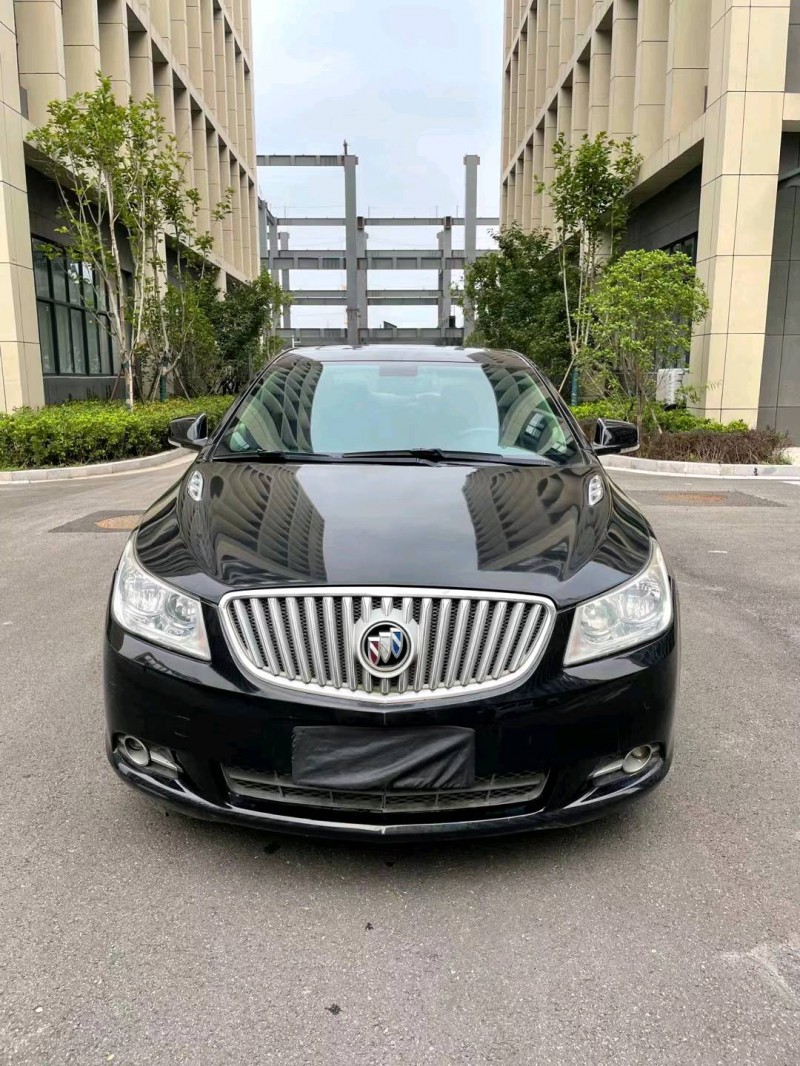 徐州13年别克君越9