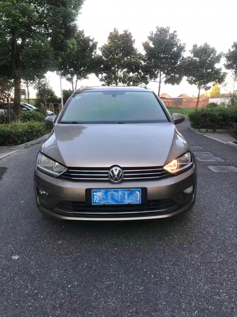 徐州17年大众高尔夫1